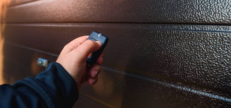 automatic door opener with remote control in Palm Valley